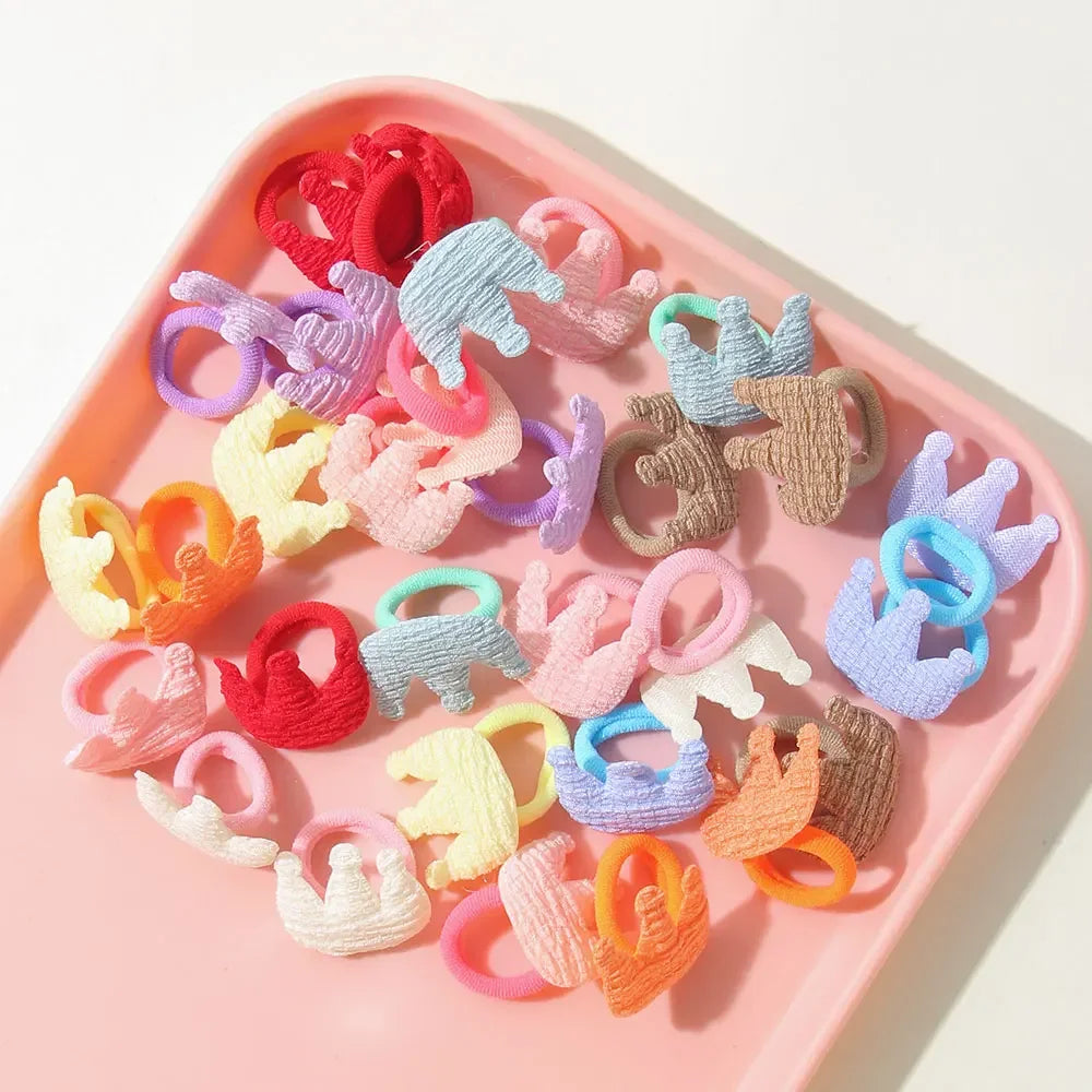 10/30 pcs kids’ cartoon hairbands.