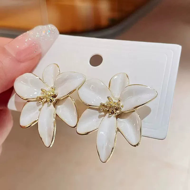 Trendy Women Flower Elegant Earrings