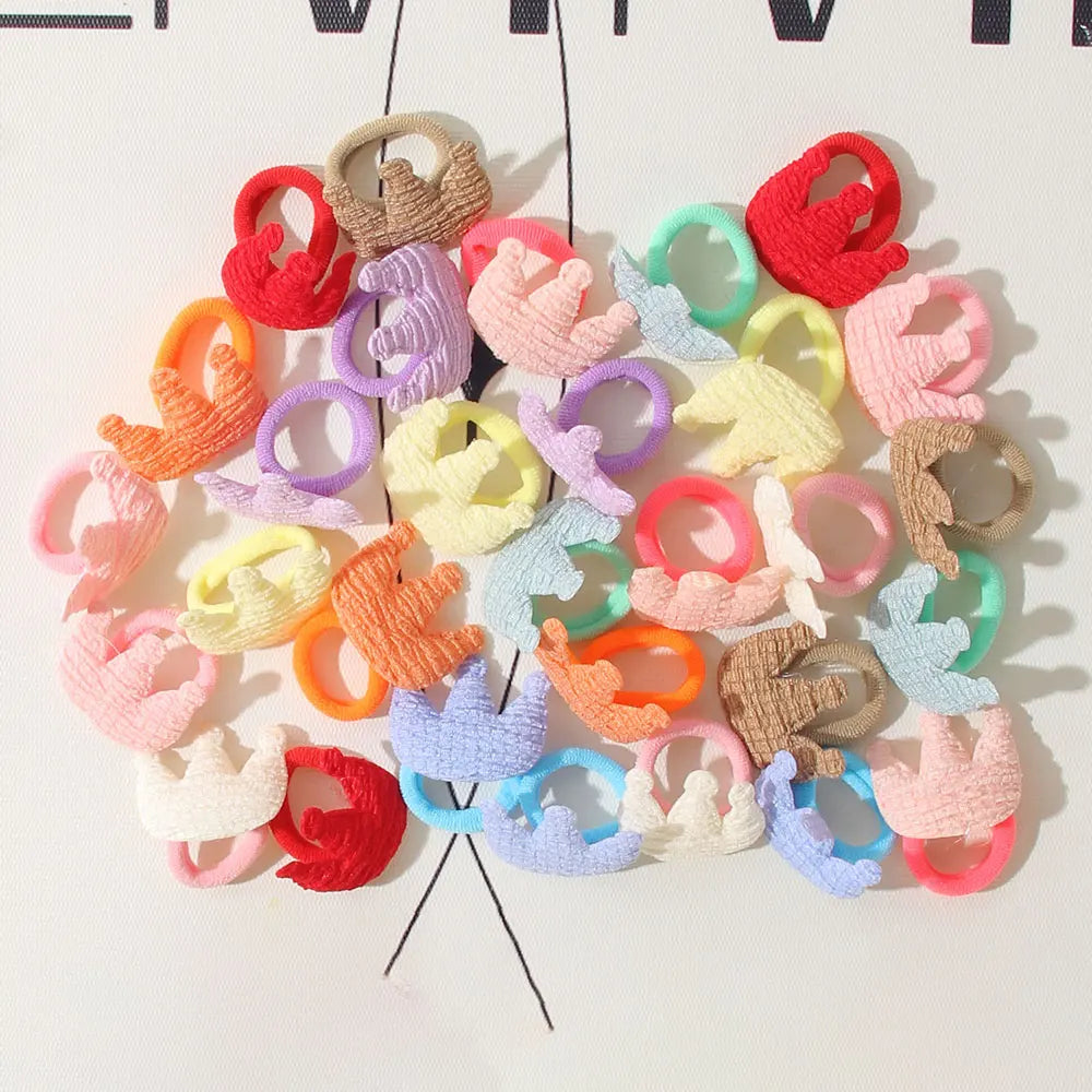 10/30 pcs kids’ cartoon hairbands.