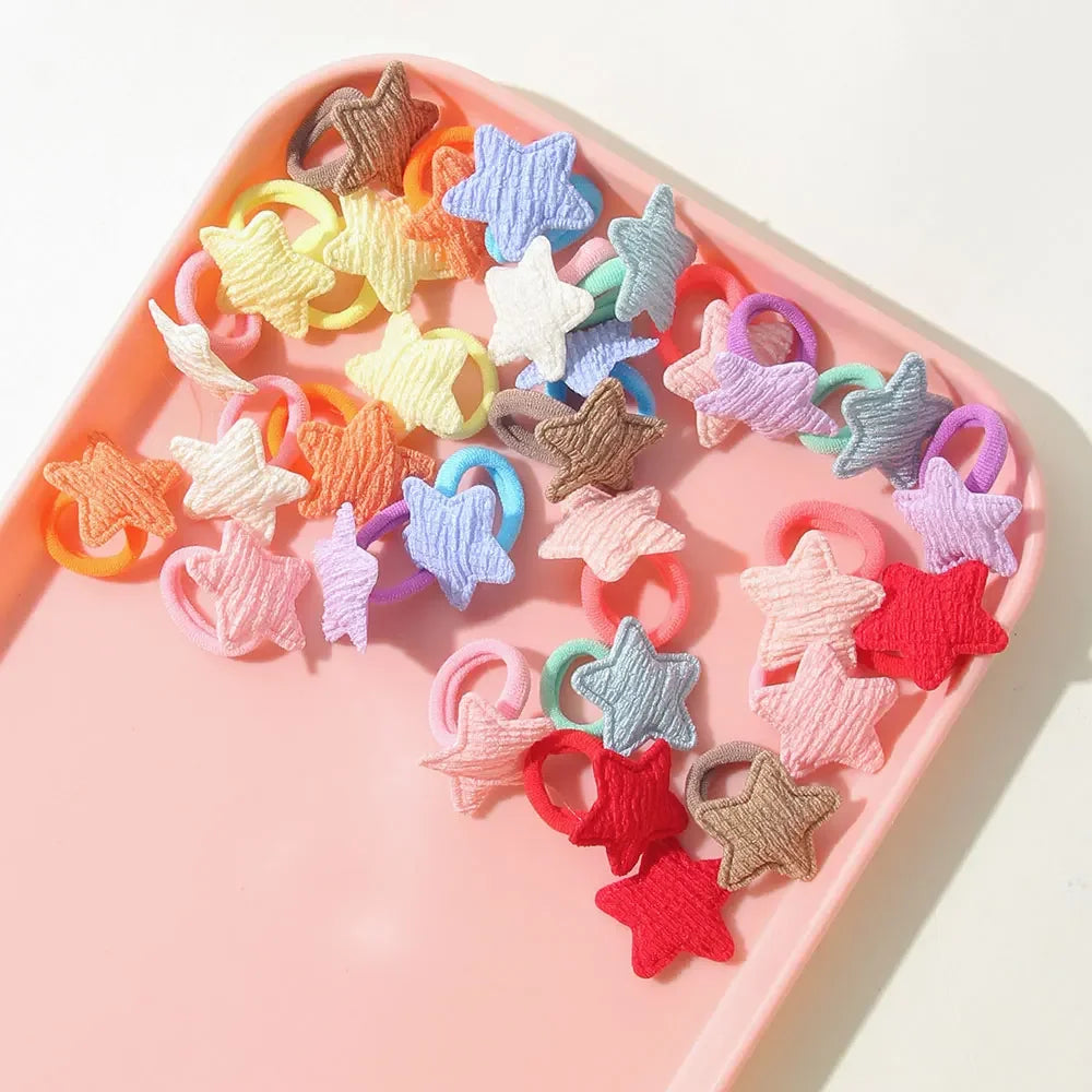 10/30 pcs kids’ cartoon hairbands.