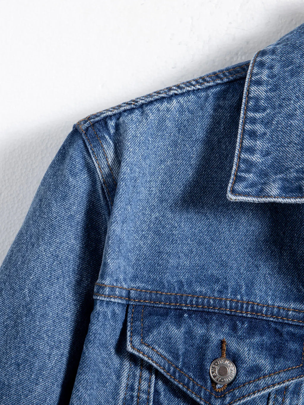 Men’s Blue Denim Jacket – Multi-Pocket Casual Street Style