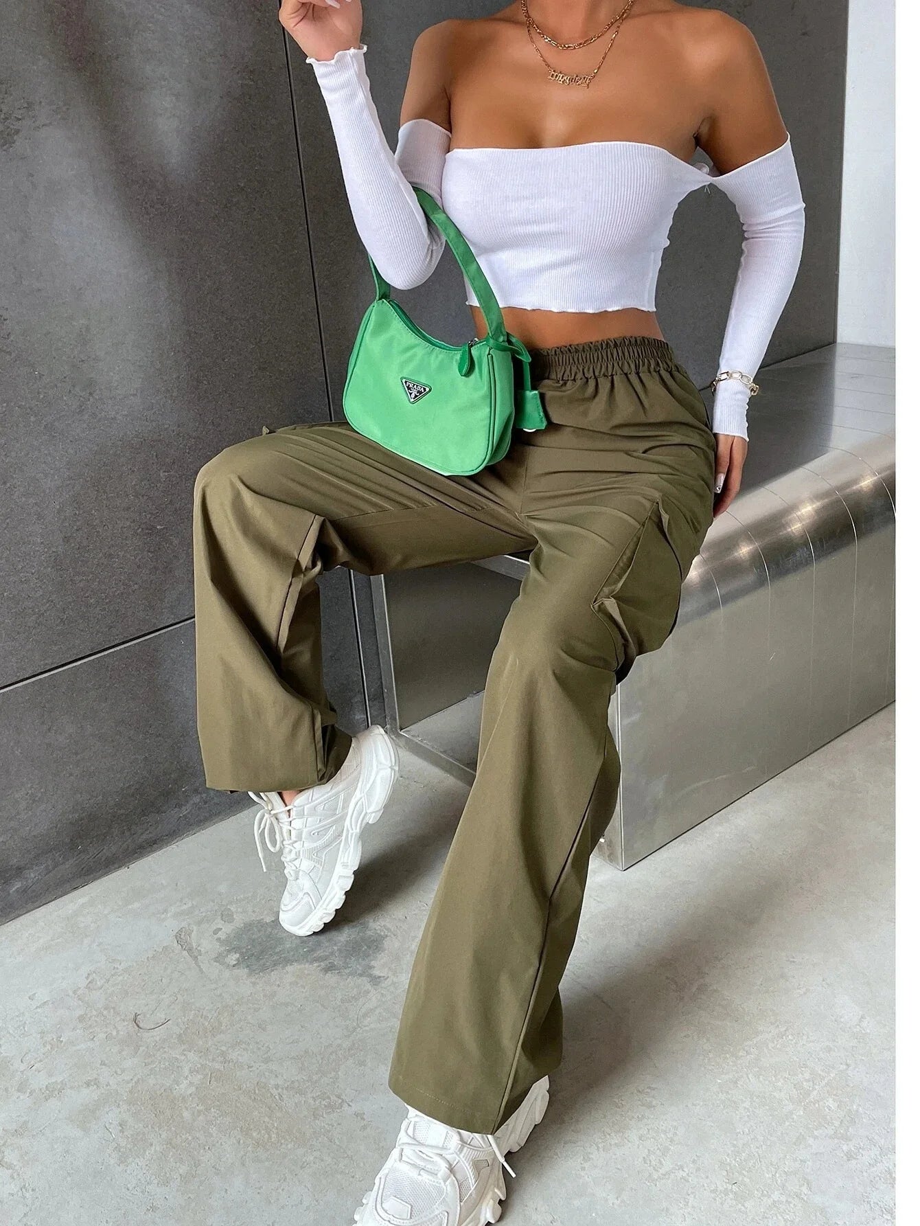Women’s High-Waist Baggy Cargo Pants