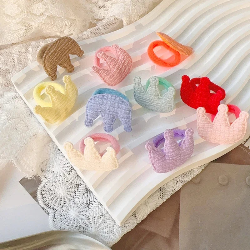 10/30 pcs kids’ cartoon hairbands.