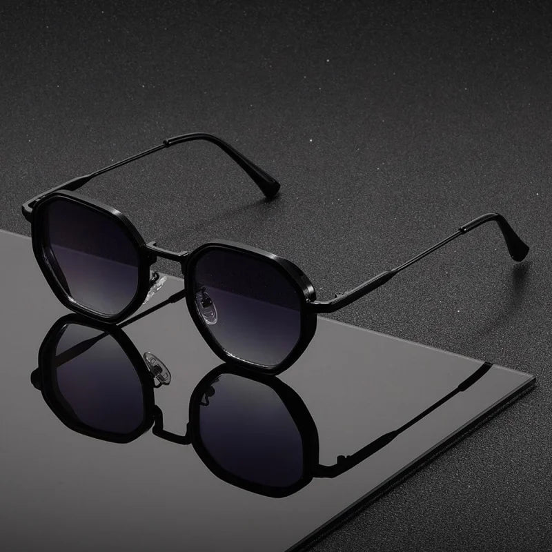 1 Pair Unisex Round Metal Vintage Sunglasses UV400