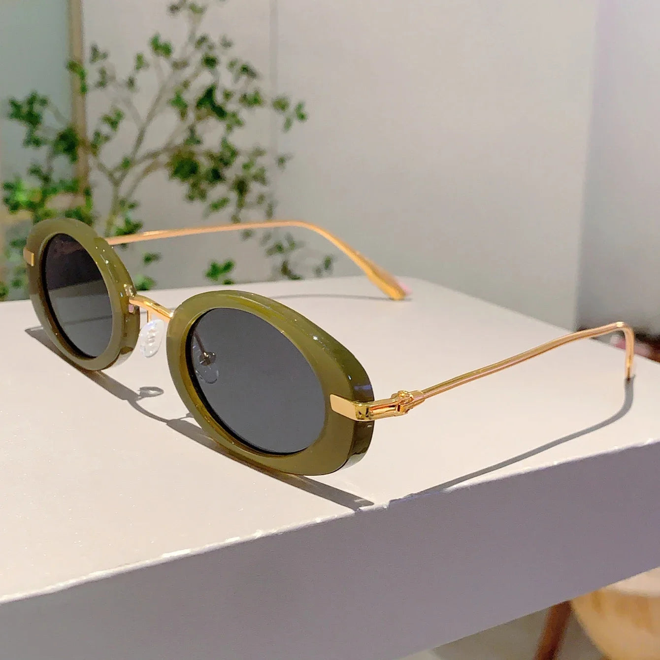 Trendy Luxury Designer Small Oval Frame Women's Sunglasses