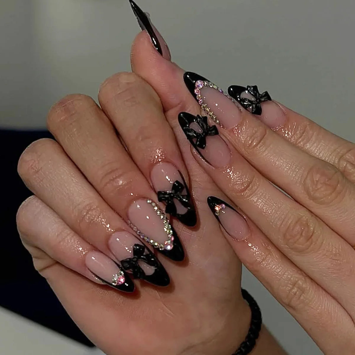 White French Press on Nails 3D Bowknot