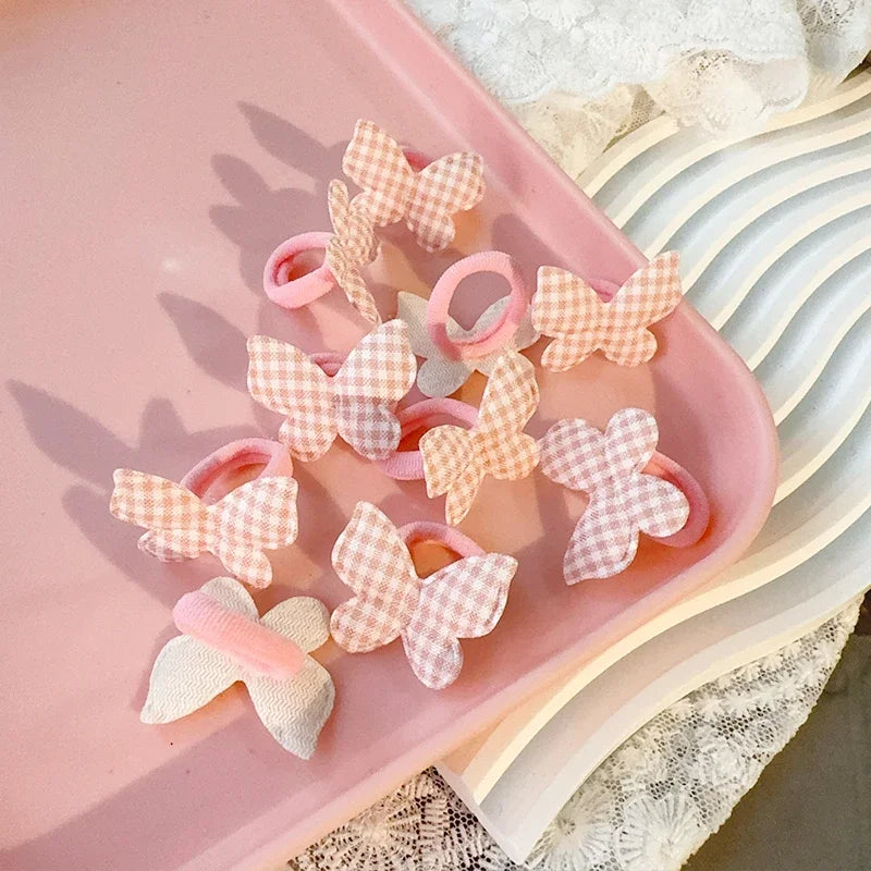 10/30 pcs kids’ cartoon hairbands.