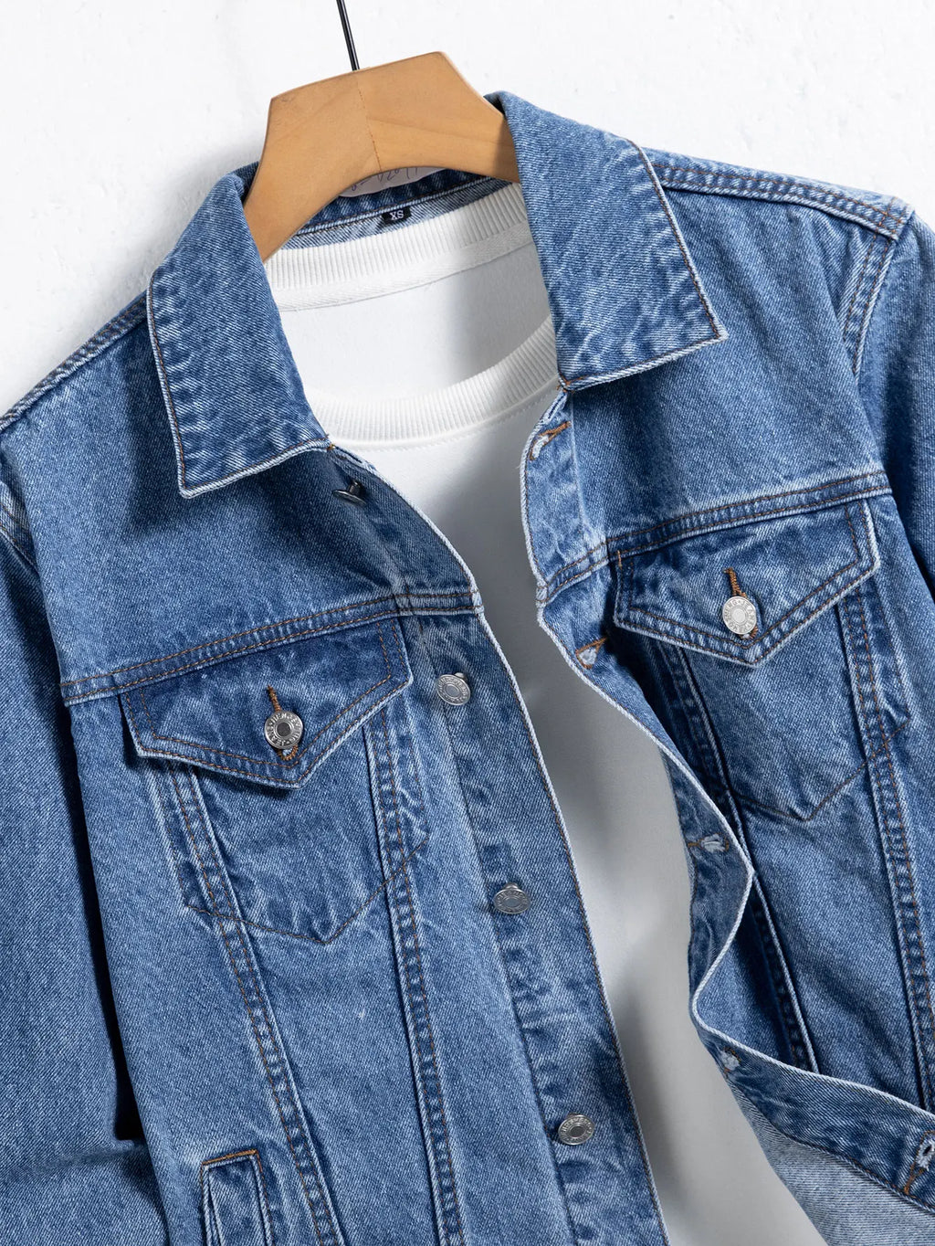 Men’s Blue Denim Jacket – Multi-Pocket Casual Street Style