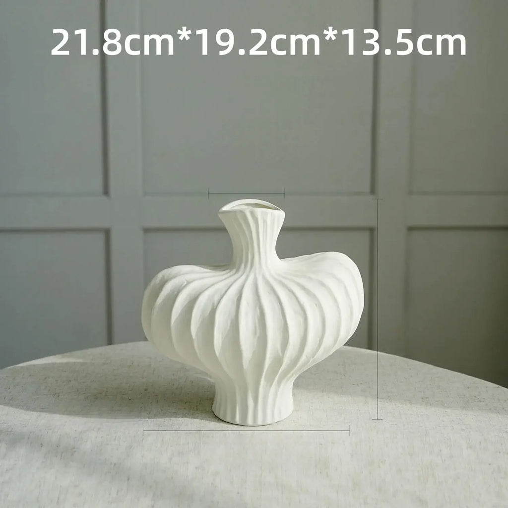 Set of 2 Nordic Modern Hollow Vases – Plastic Decorative Flower Vases for Living Room