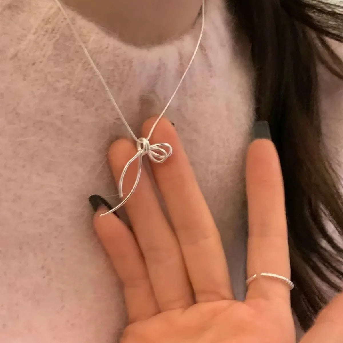 New Trendy Silver Bow Necklace For Woman