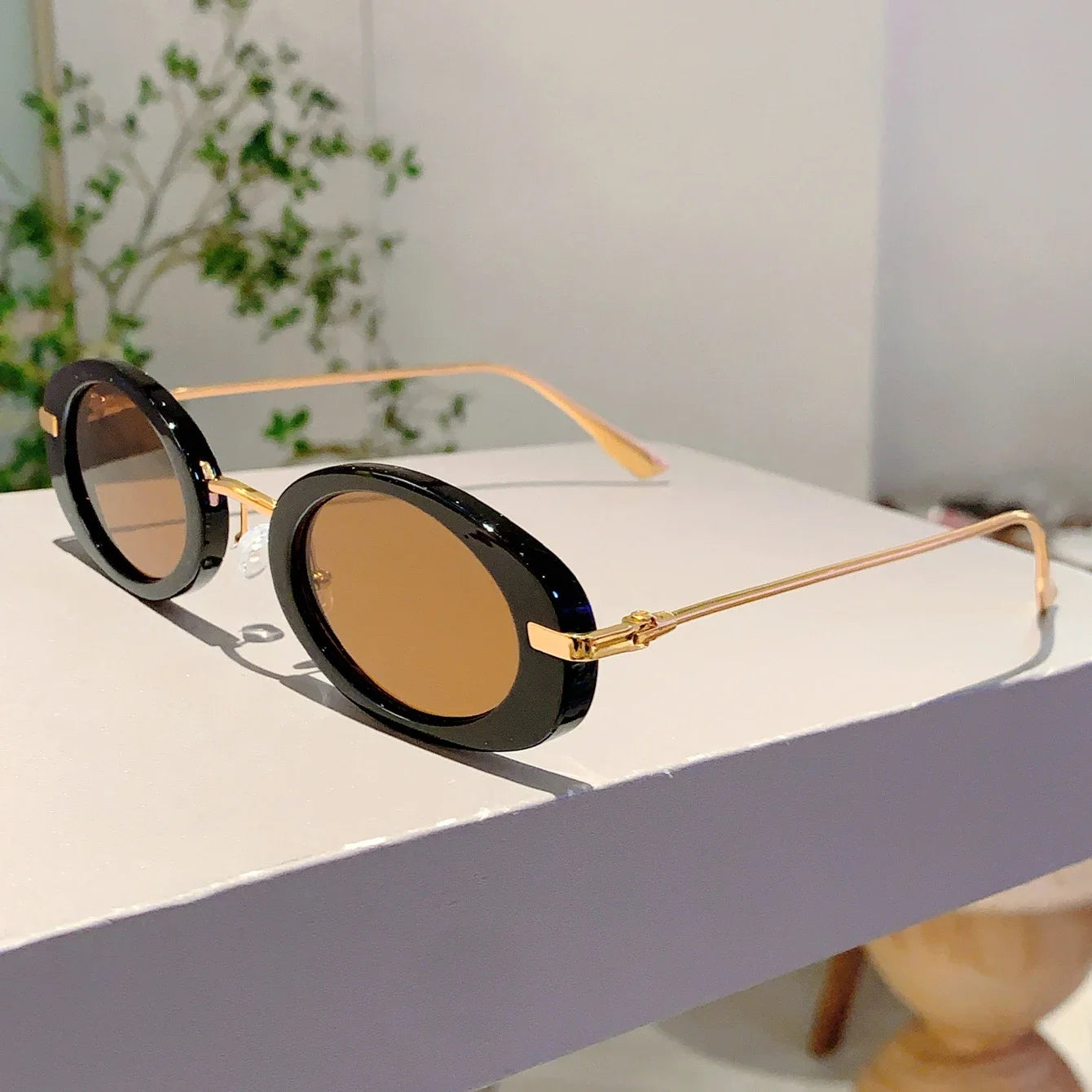 Trendy Luxury Designer Small Oval Frame Women's Sunglasses