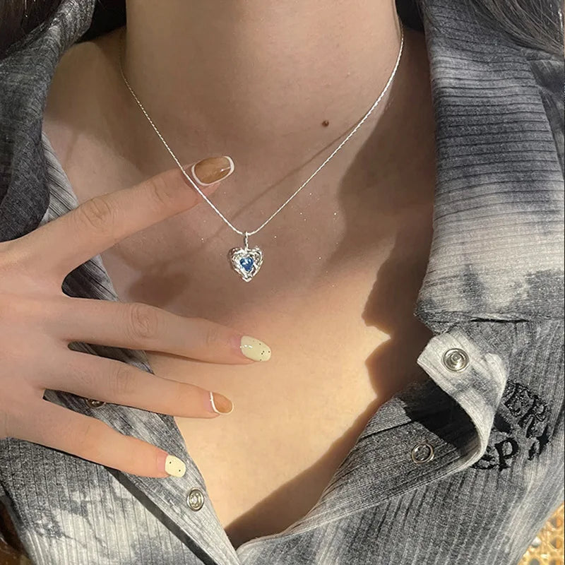 New Trendy Silver Bow Necklace For Woman