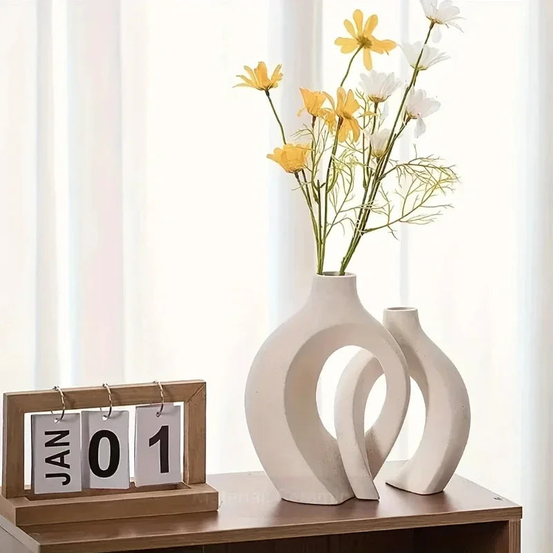 Set of 2 Nordic Modern Hollow Vases – Plastic Decorative Flower Vases for Living Room