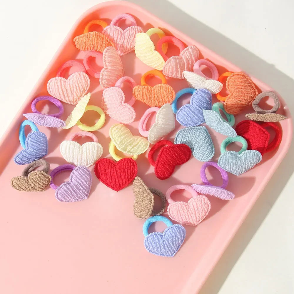 10/30 pcs kids’ cartoon hairbands.