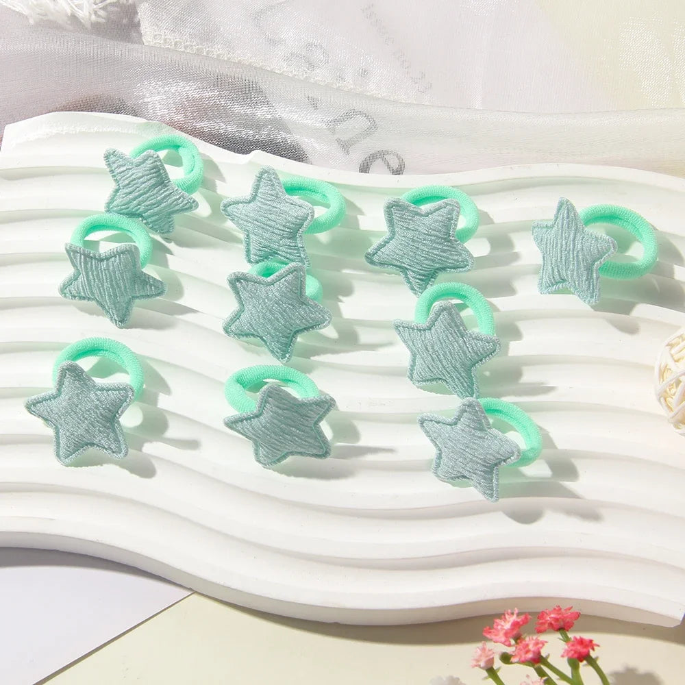 10/30 pcs kids’ cartoon hairbands.